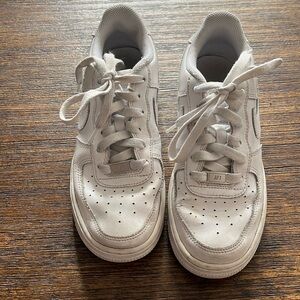 Nike Air Force Sneakers